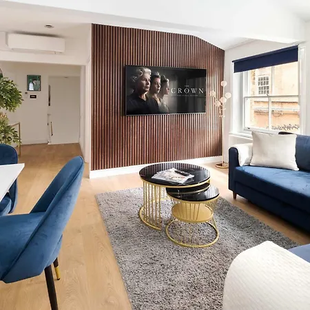 Luxury 3 Bedroom Apartment In Marylebone